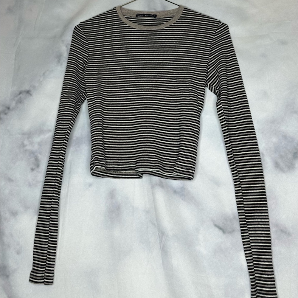 BRANDY MELVILLE – Striped Long Sleeve T-Shirt OS